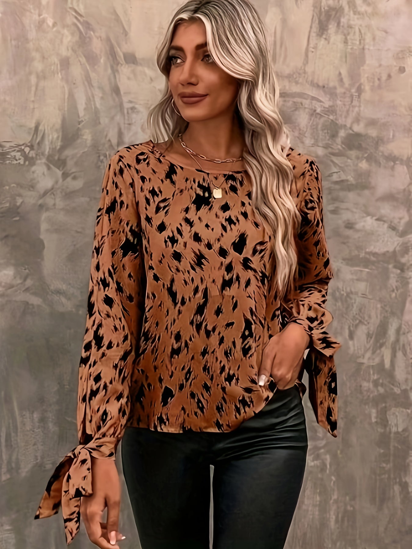 Aadhira | Blusa de invierno entallada y elegante